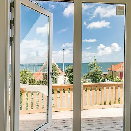 Two-bedroom In Holiday home *
